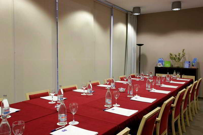 B&B Hotel Girona 3 Salt Kinh doanh bức ảnh